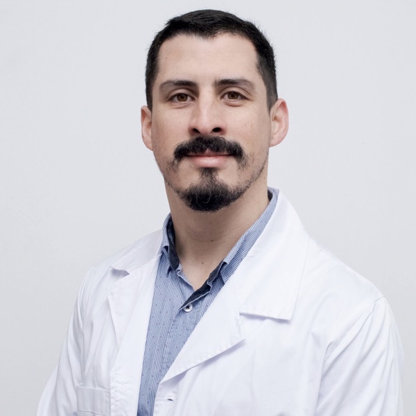Dr. Francisco Parada Díaz, cirujano endoscopista y endobariátrico en Concepción